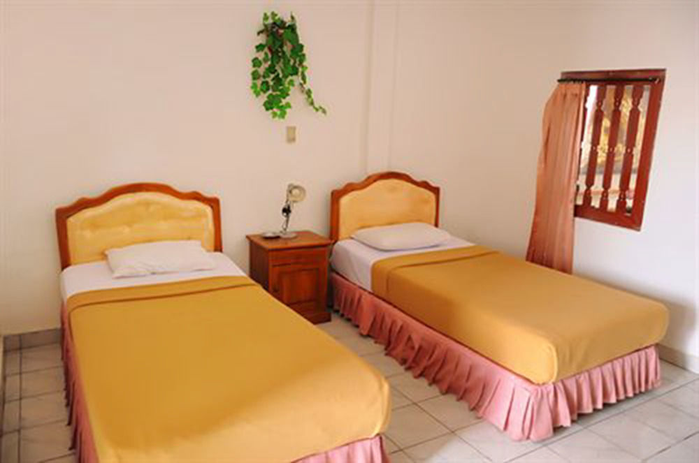 Jesens Inn I Kuta Lombok Εξωτερικό φωτογραφία